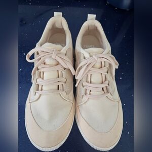 Soral Out And About Sneakers Sz 9.5